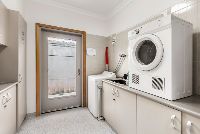 VICNWM C Laundry