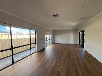 Greenfield Kitching Dining