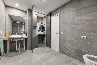 williams landing-bathroom