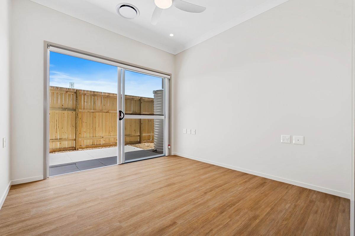 7539AUR PROFESSIONAL PHOTO - LOW RES 11) 20250919113733123