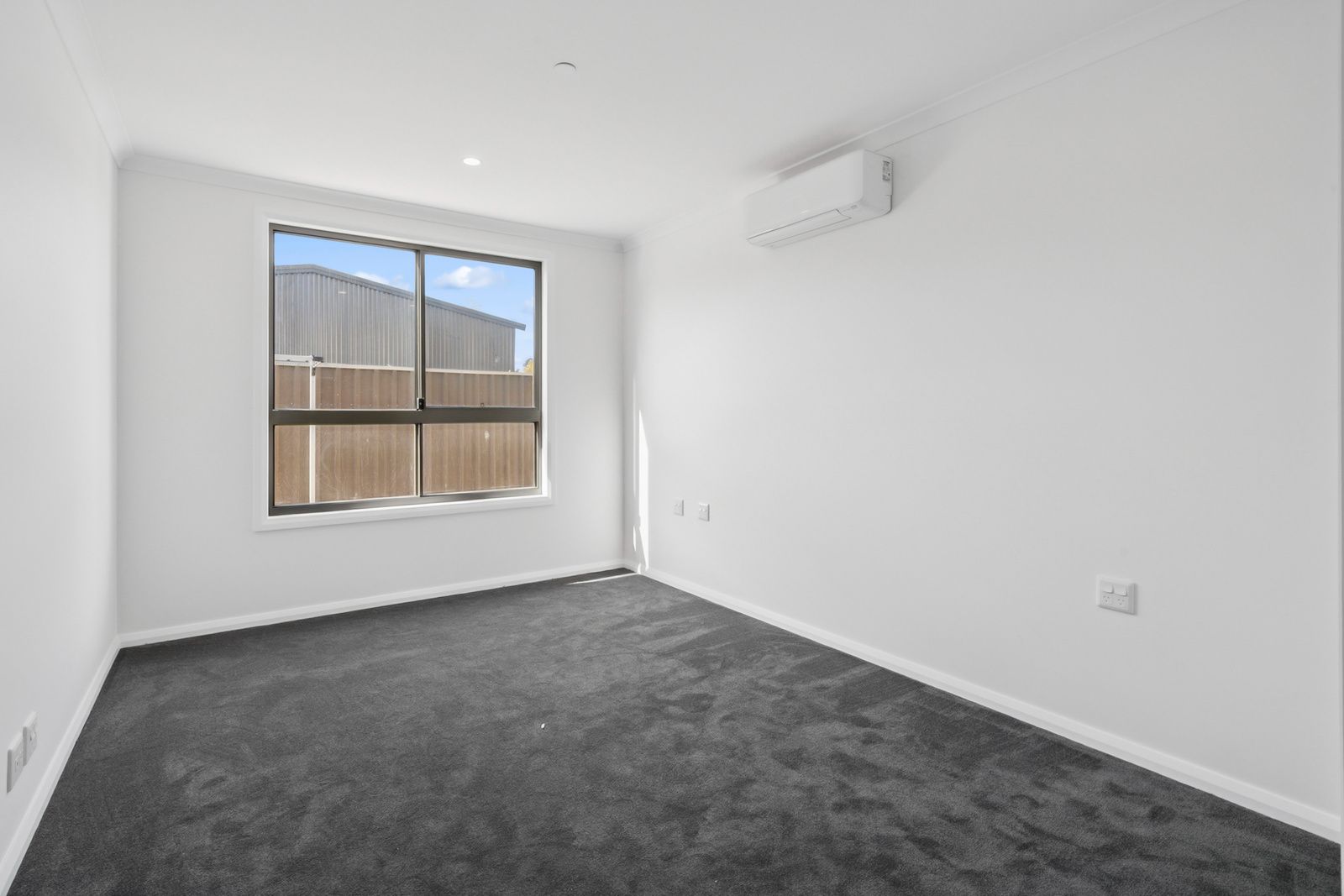 015 Open2view_ID958792-10_Gilbert_St