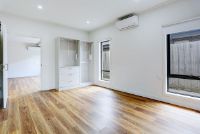 Dandenong Bruce street bedroom RESIZE