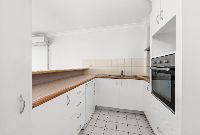 Surfers Paradise  15)