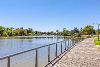 Bendigo   Lake Weeroona Park LR No Logo