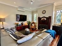 Lounge 2