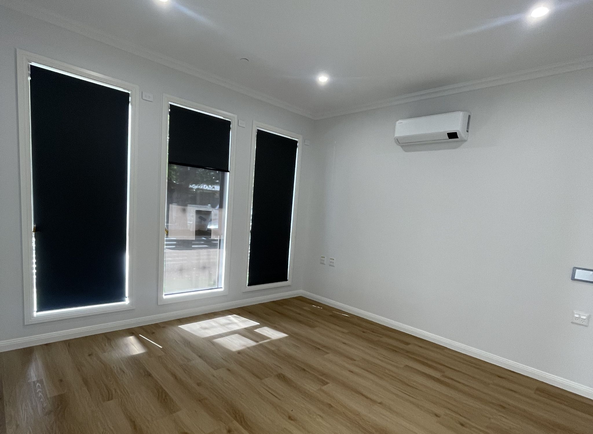 Image 38) 2