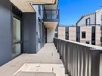 009 Open2view_ID922982-501_348_Macaulay_Road