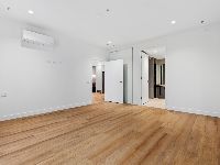 006 Open2view_ID922982-501_348_Macaulay_Road