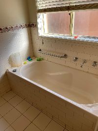 7 Timothy Crt   Bath-min
