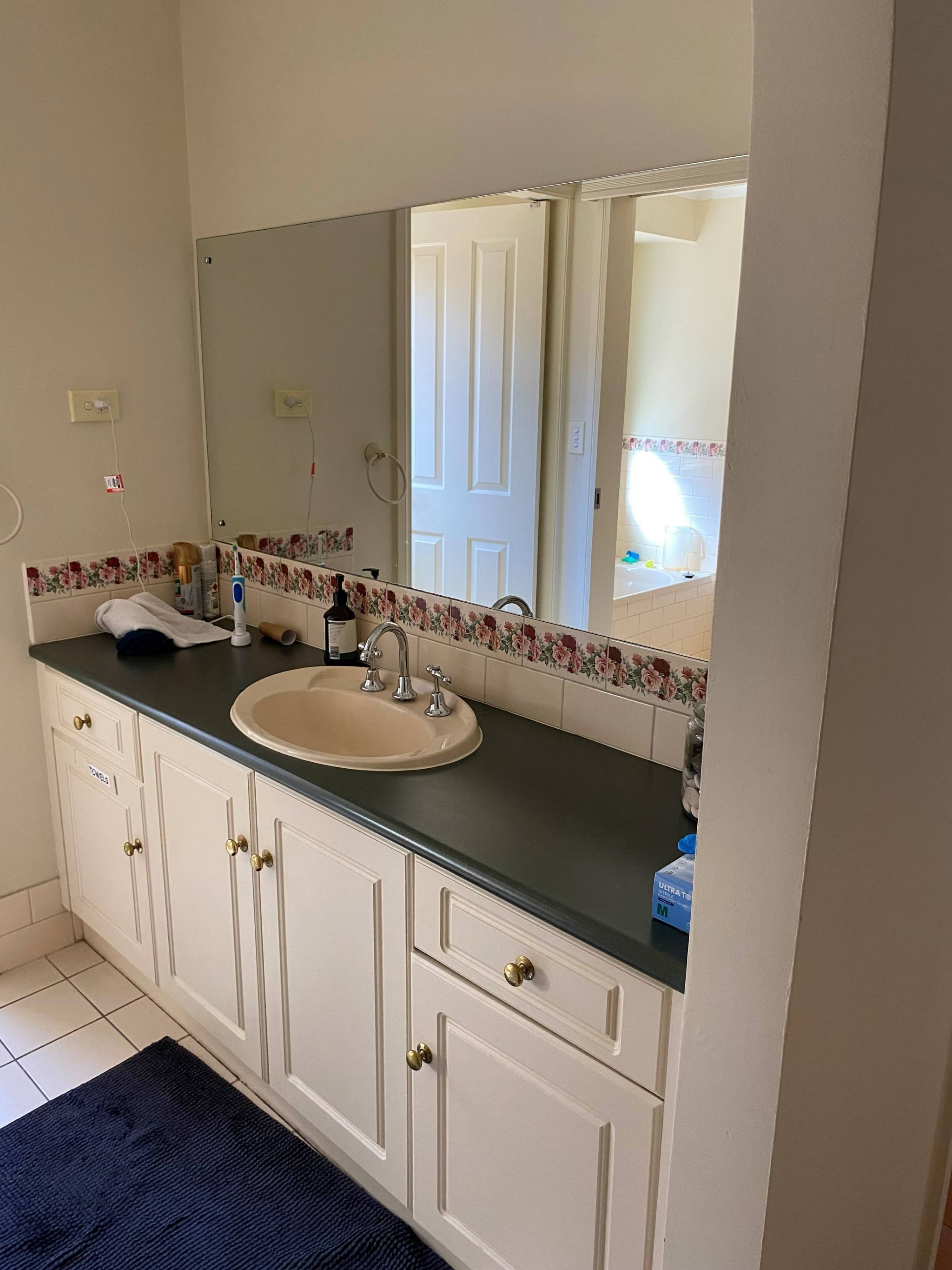 7 Timothy Court Bathroom-min