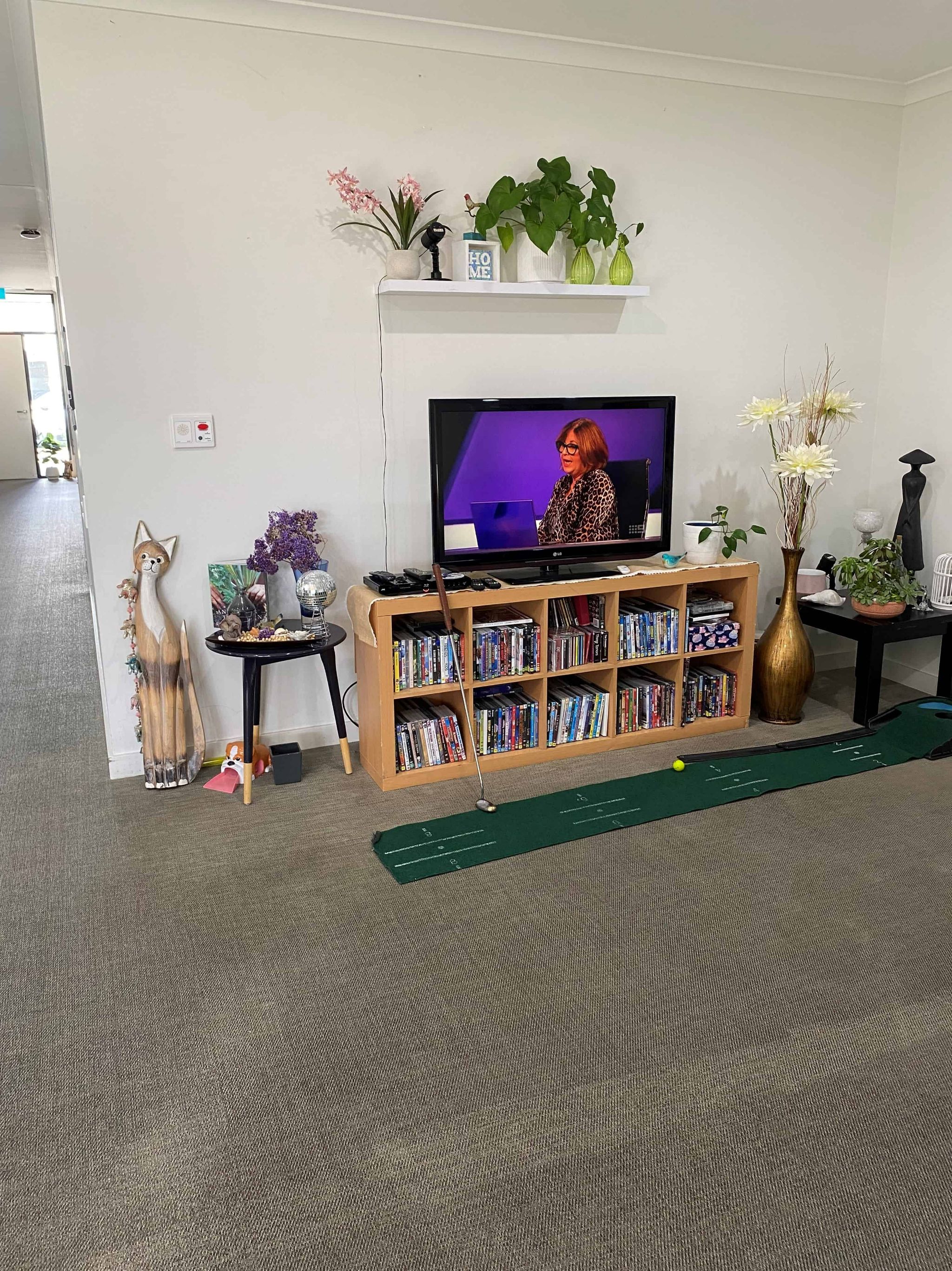 4 Bonython Way Lounge min