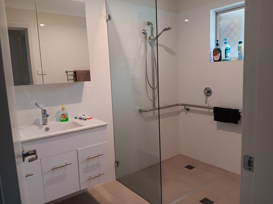 Rainbow Haven Bathroom 2