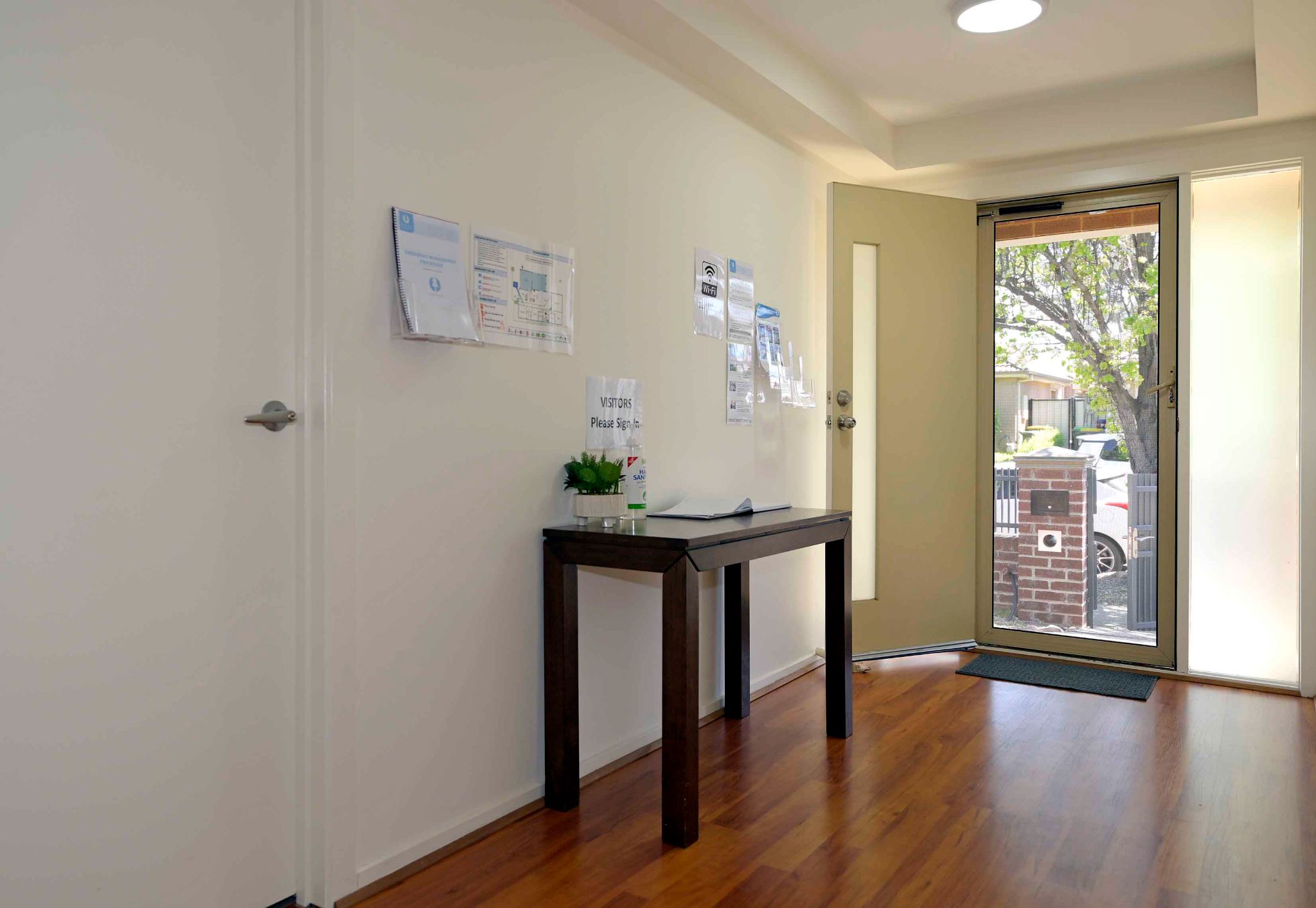 Sunnypine1541827C Cairnlea