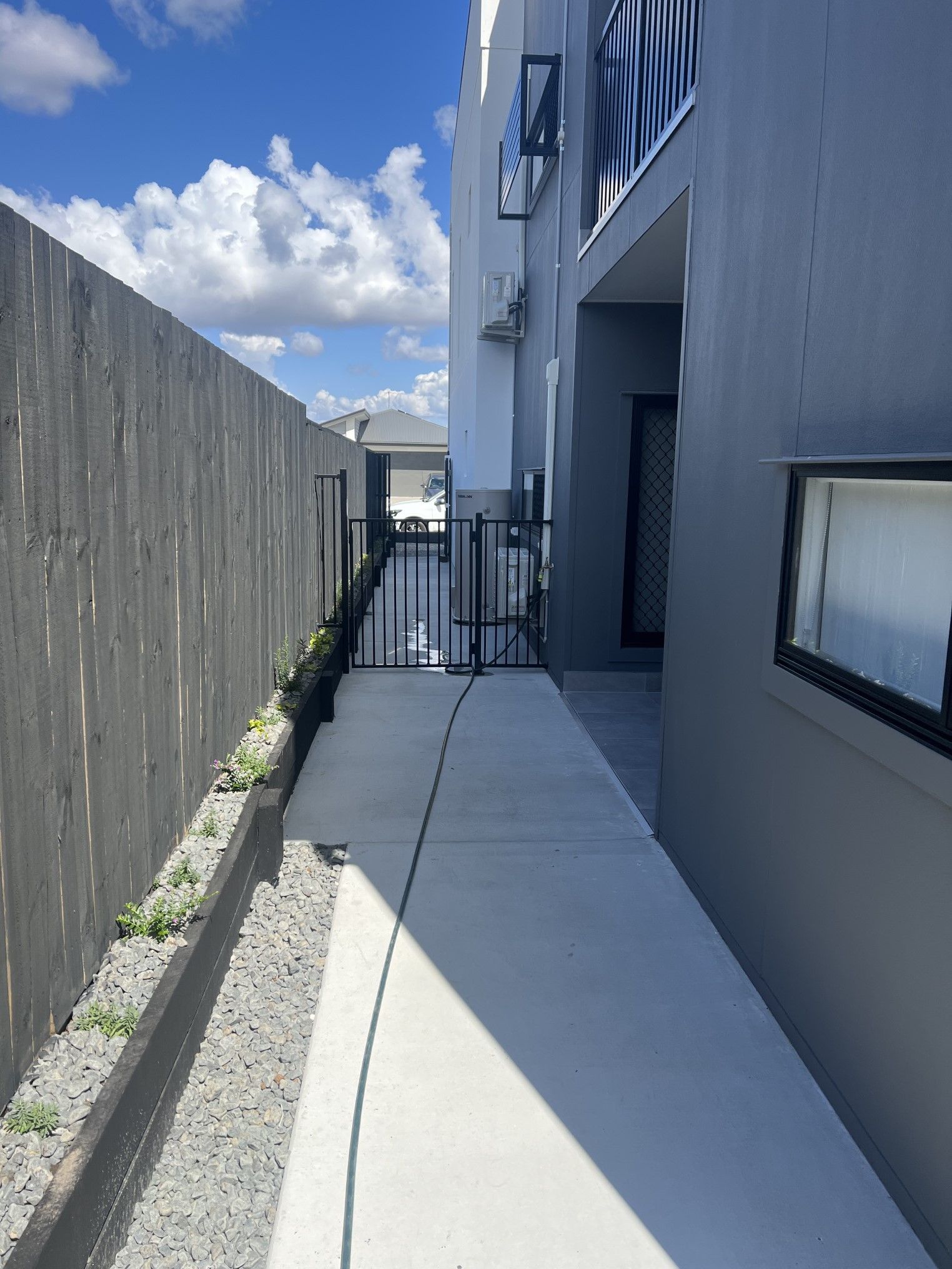 Patio 2 2032x1524) - U1-3 Dingo Dr
