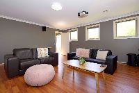 Sunnypine1539127C Cairnlea