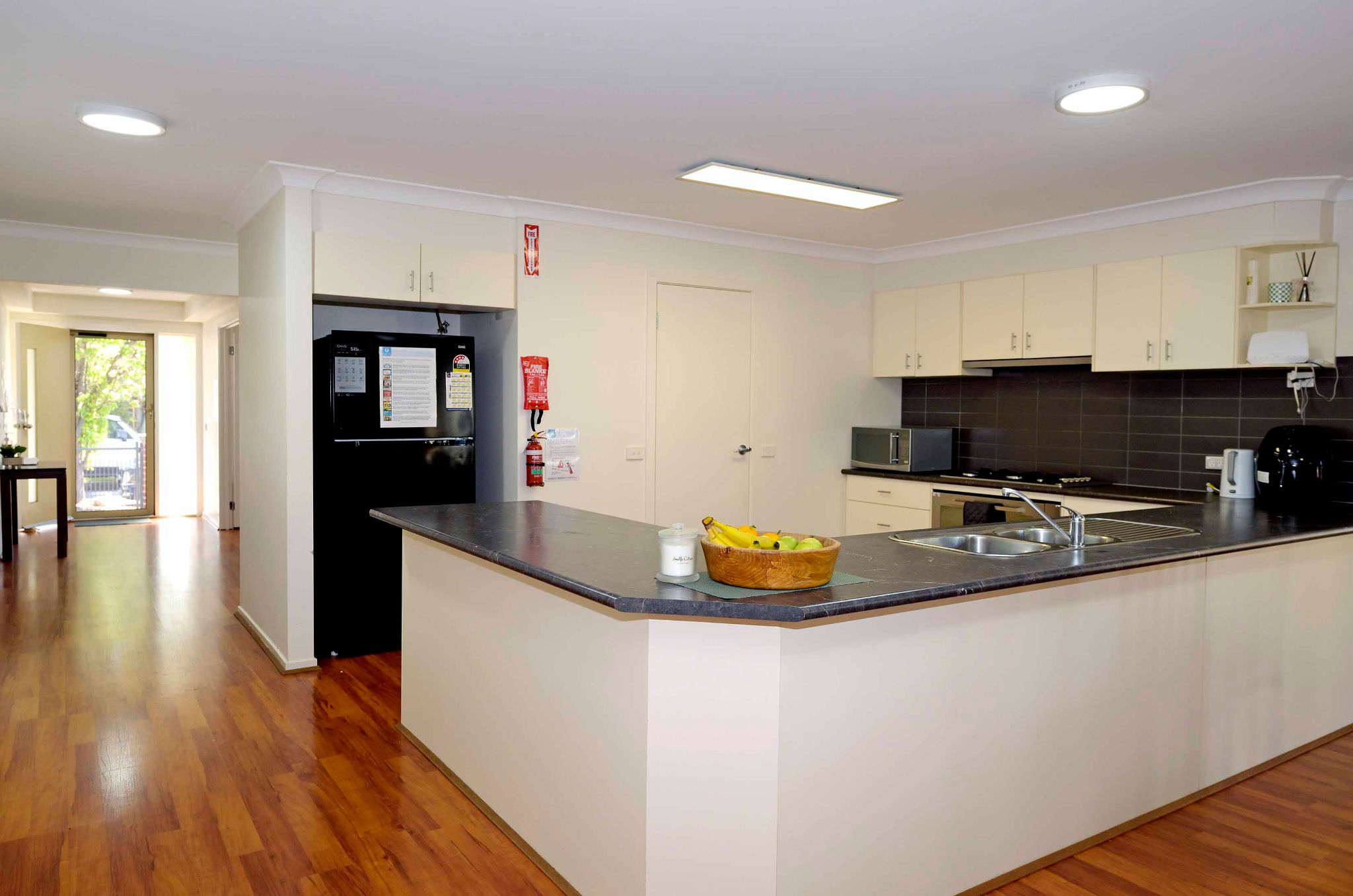 Sunnypine1537927C Cairnlea