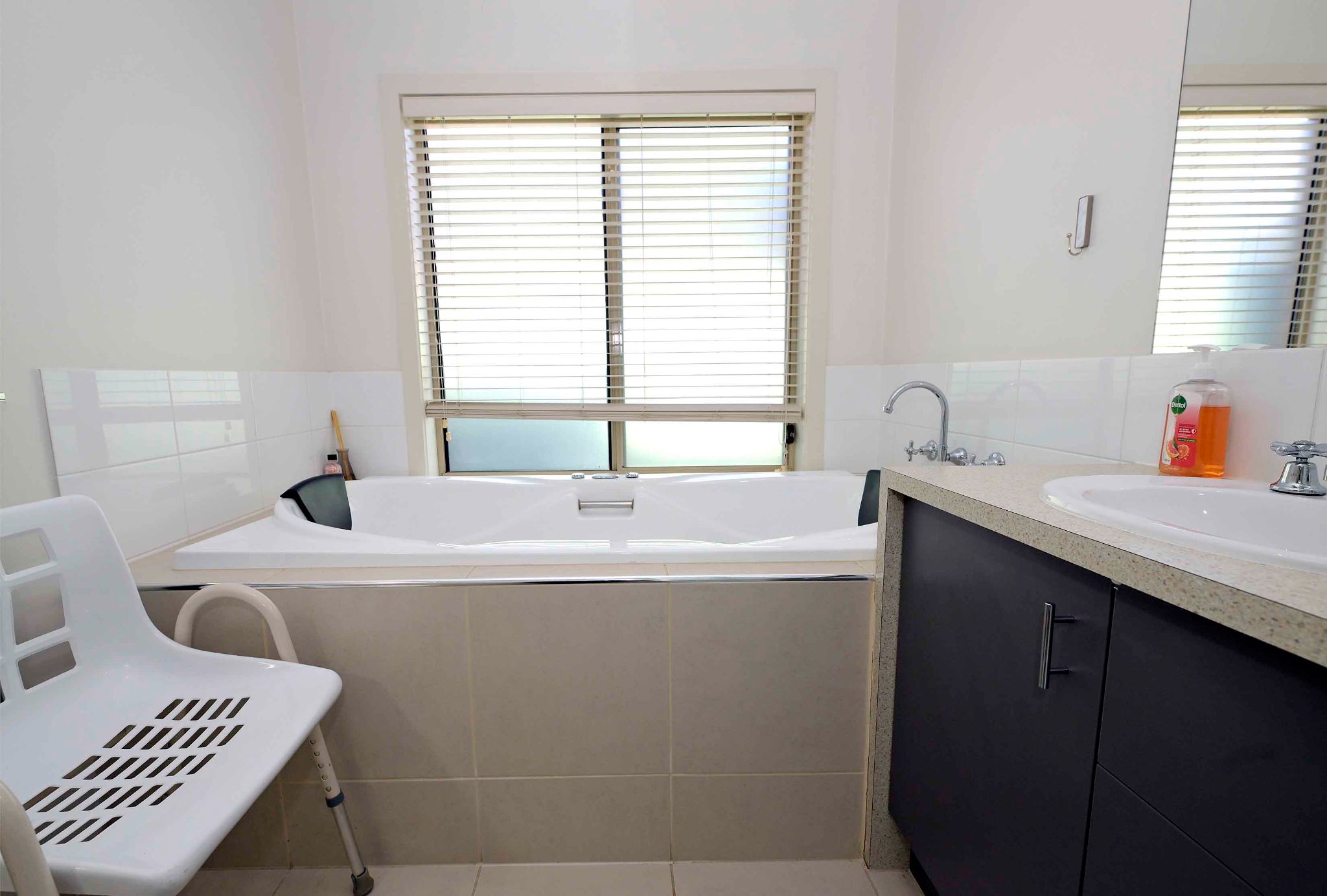 Sunnypine1536027C Cairnlea