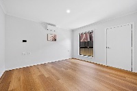 003 Open2view_ID862029-