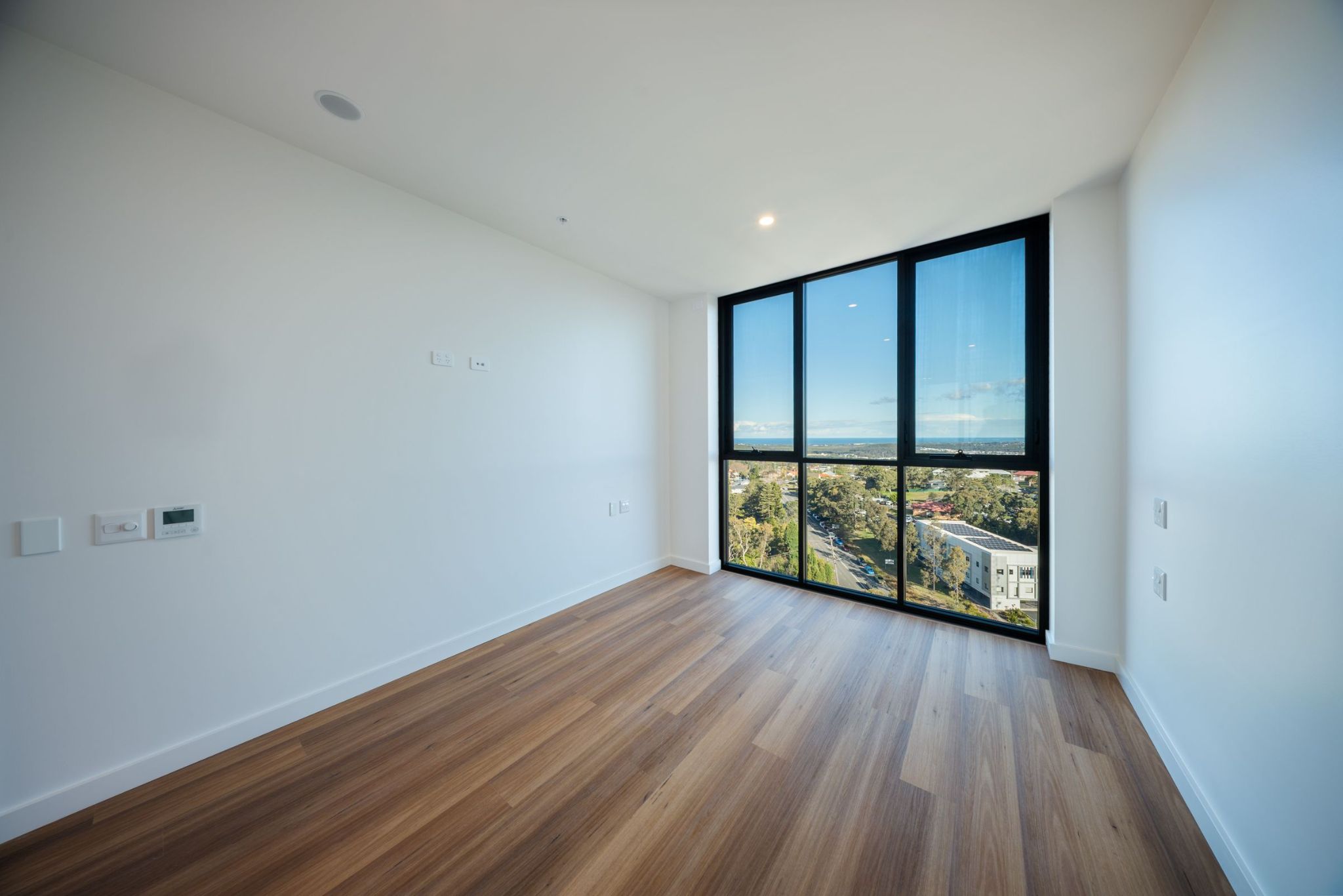 Mac Tower HPS Bedroom
