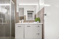 Mooroolbark home Shower