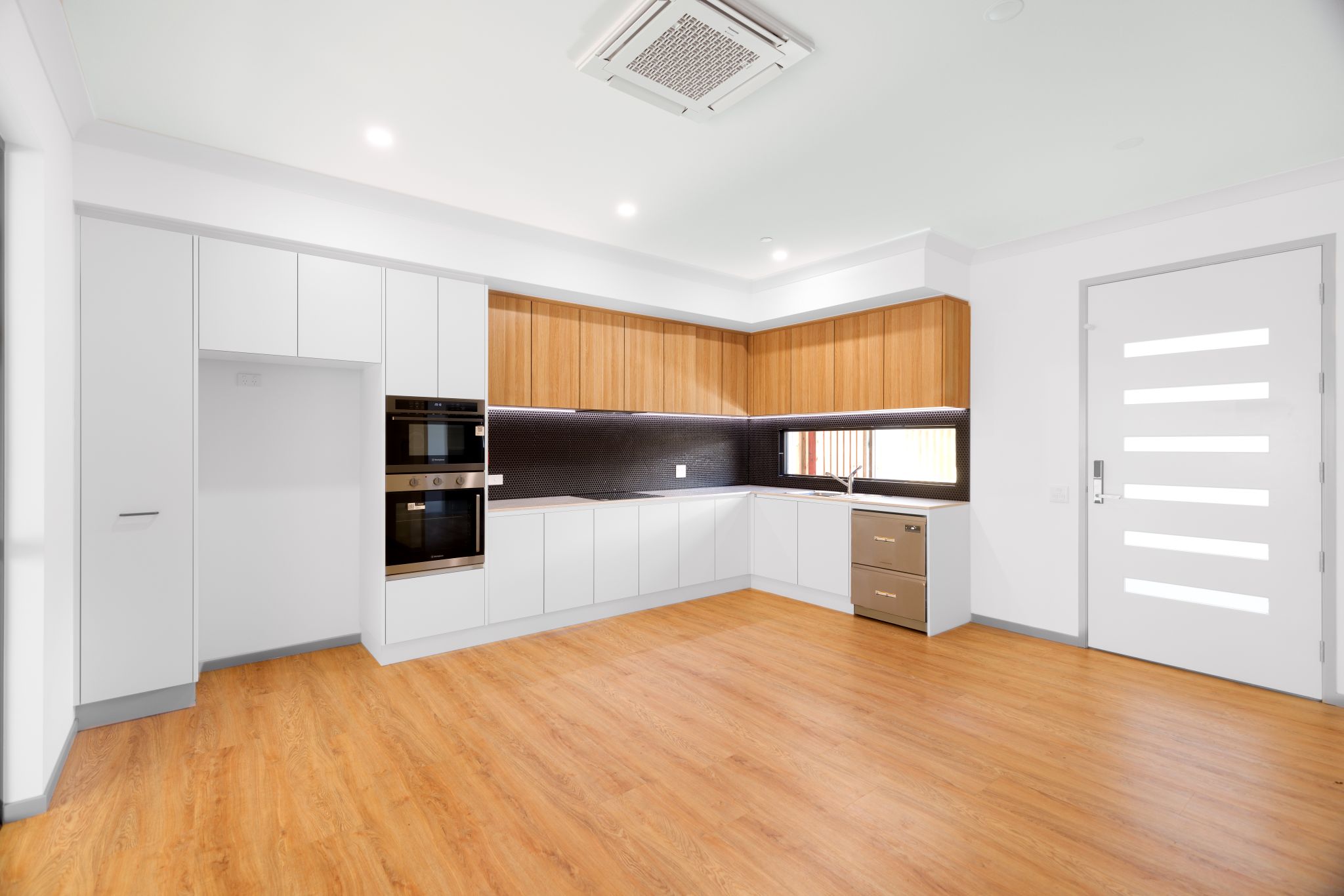 Robust bedroom