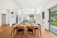 7 web-or-mls-197-spurway-st
