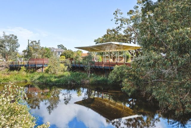 Bridge river Medium