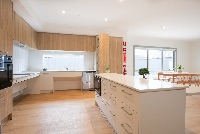 kitchendining