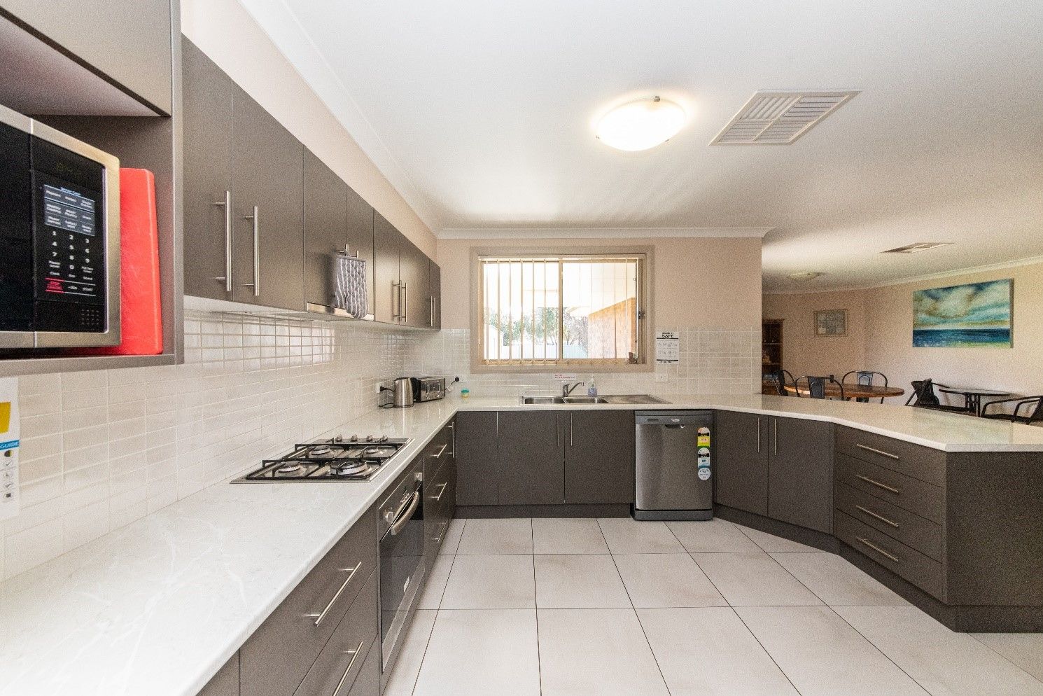 NSWORA J kitchen 3