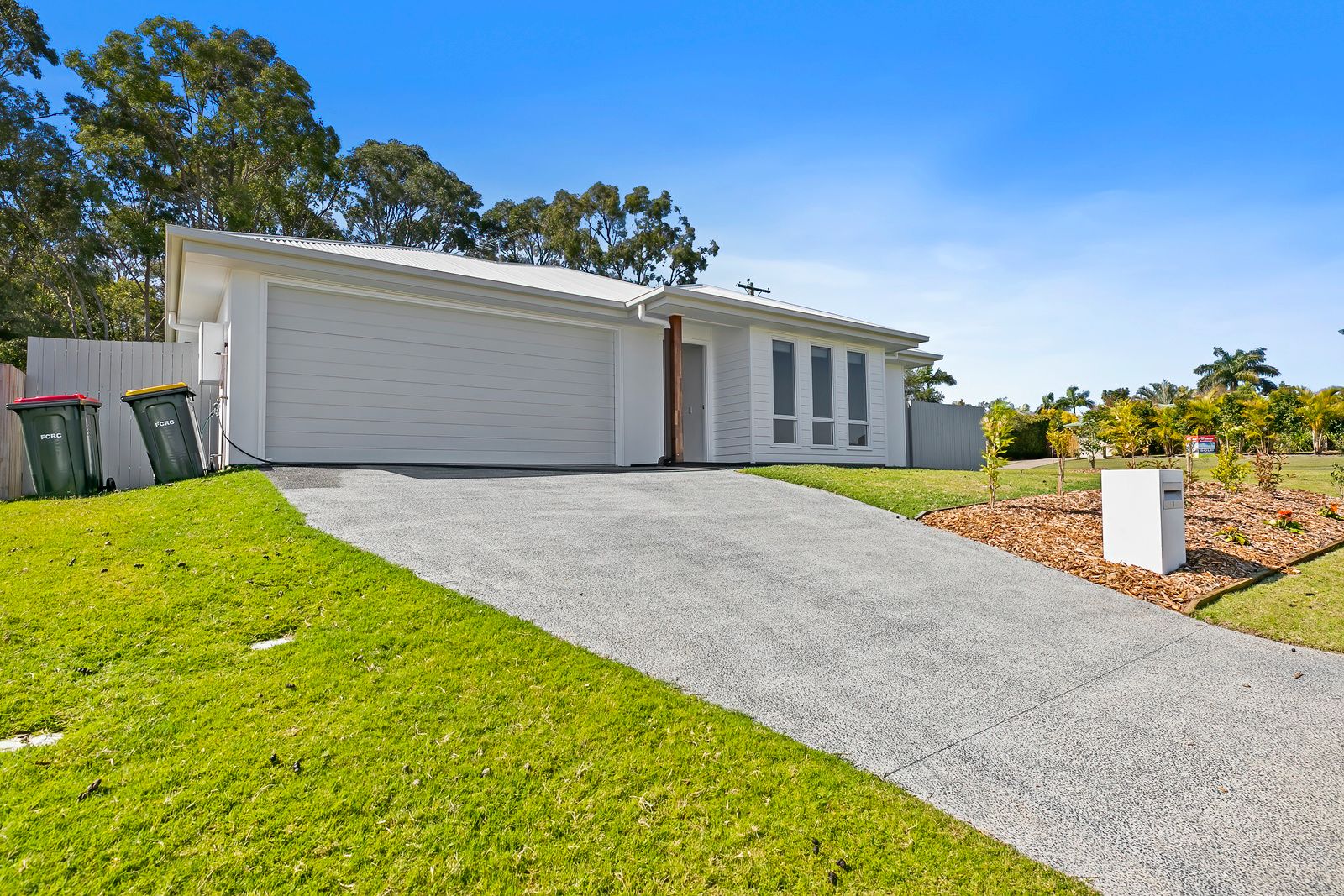 016 Open2view_ID966815-1_Ryan_Court