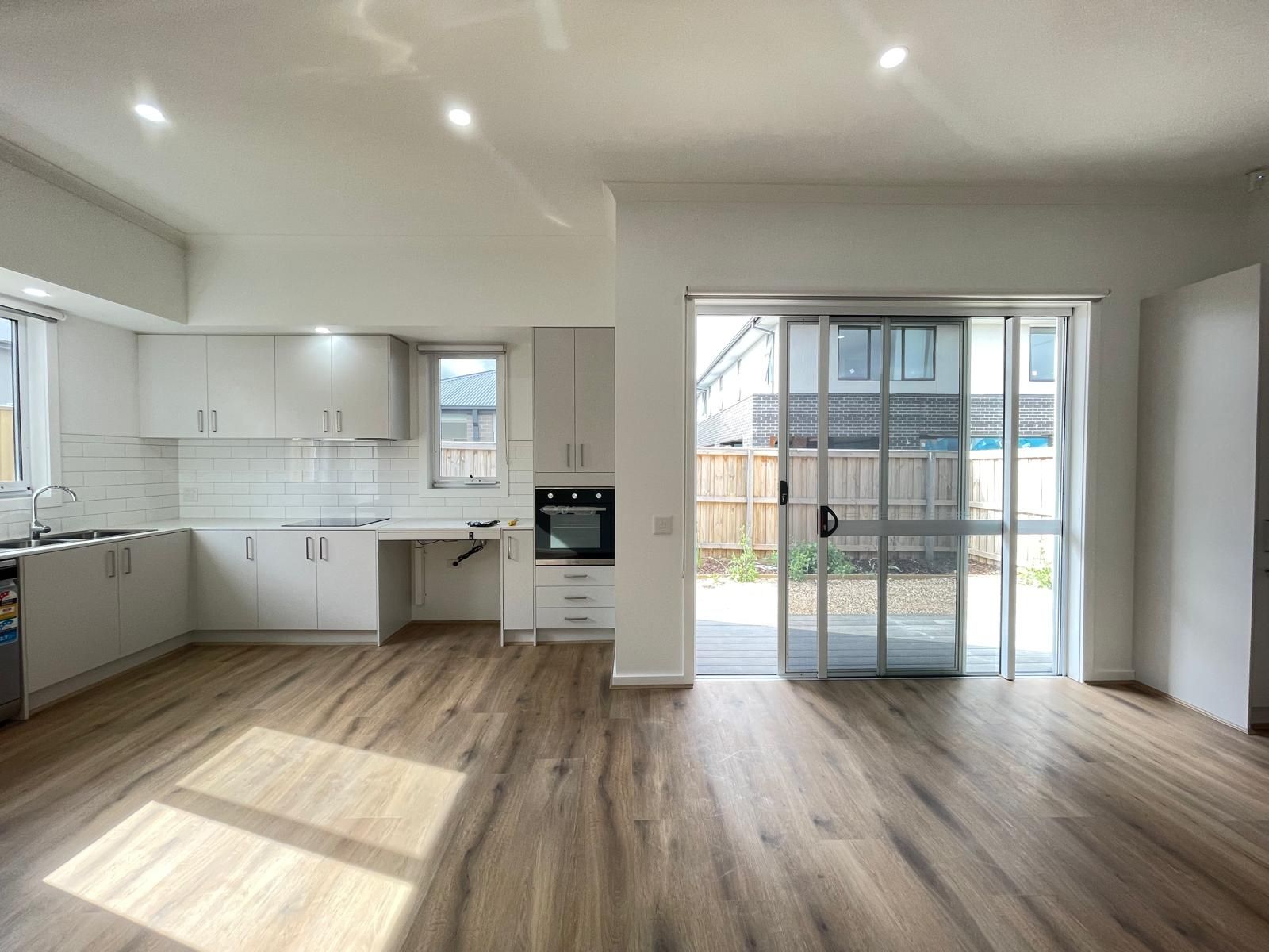Manor Lakes Kitchen
