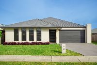 41 Mistfly St