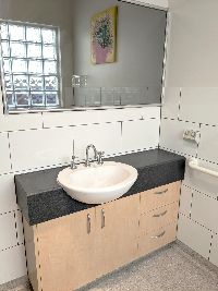 PXL 20250206_002123034-e