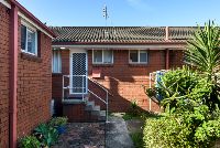 06 SIL016_LR_merewether_outdoor