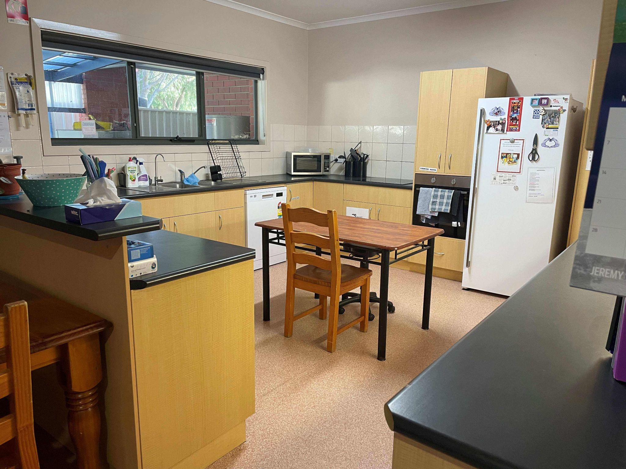 Cronin Shared Lounge Kitchen 2 2)