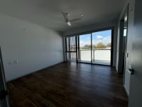 6841B698 ED71-4604-A7F4-65C5E7CA290C_4_5005_c