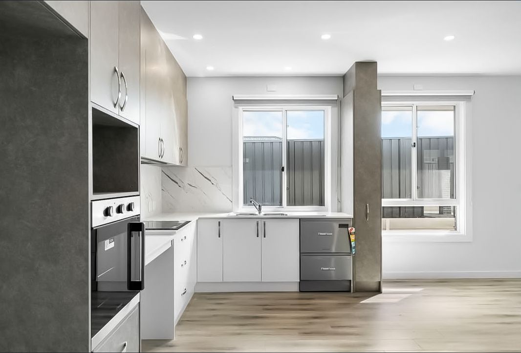 Kitchen 1 1)