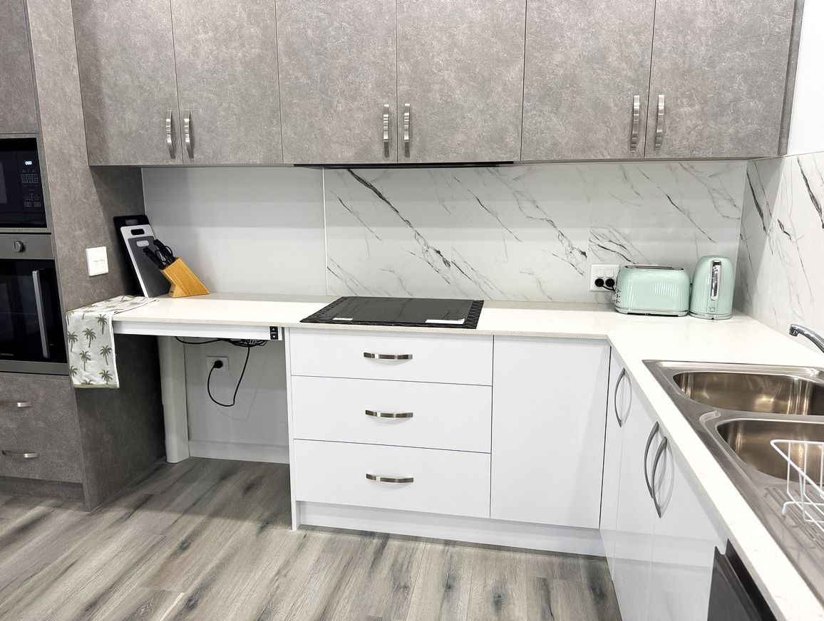 Kitchen 2)