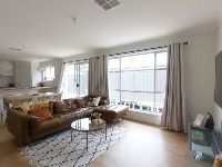 Warwick Avenue 1
