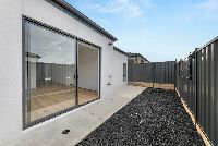 Porch area  1)