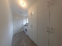 Warwick Avenue 7
