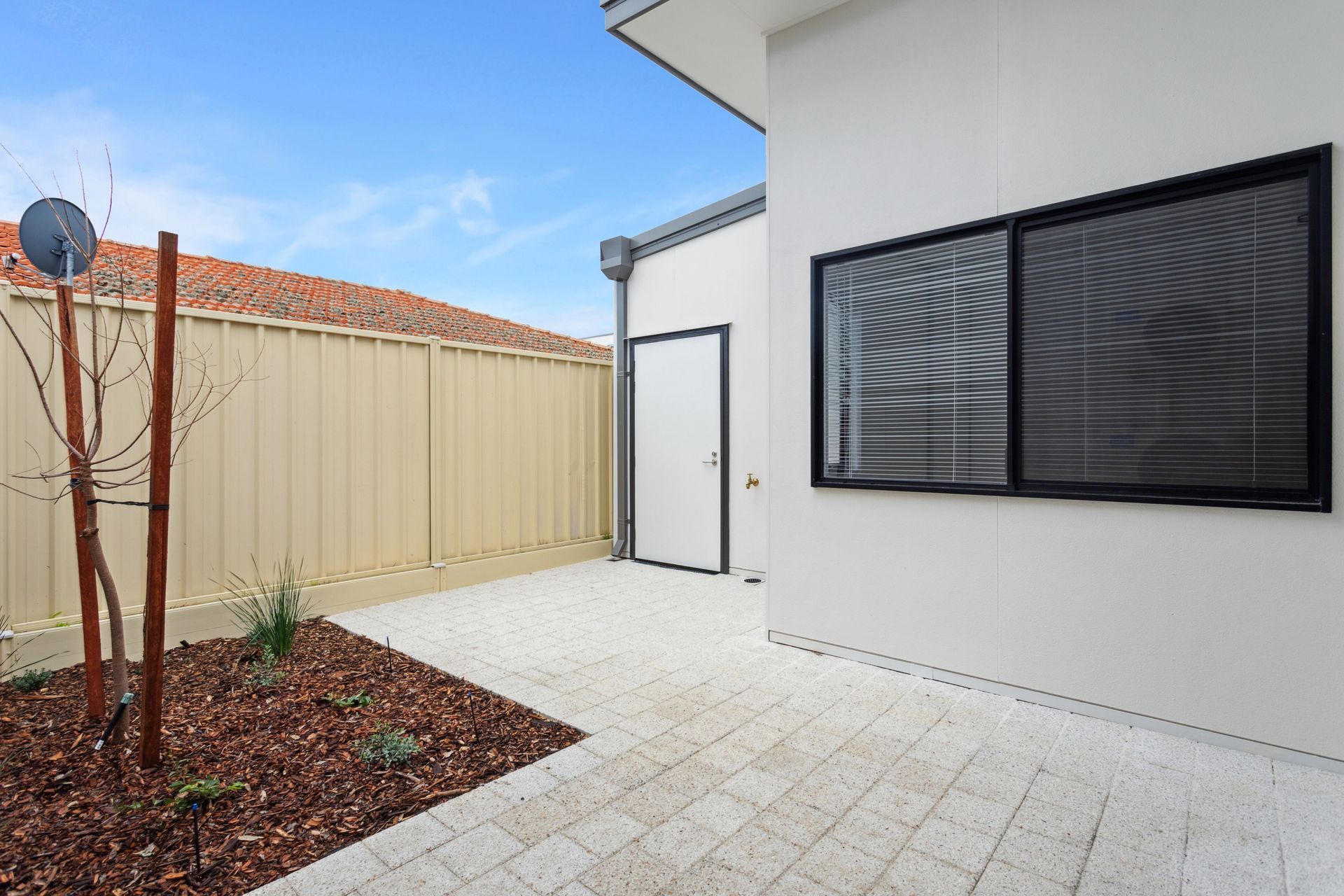 web 7 Henry St, Midland 31