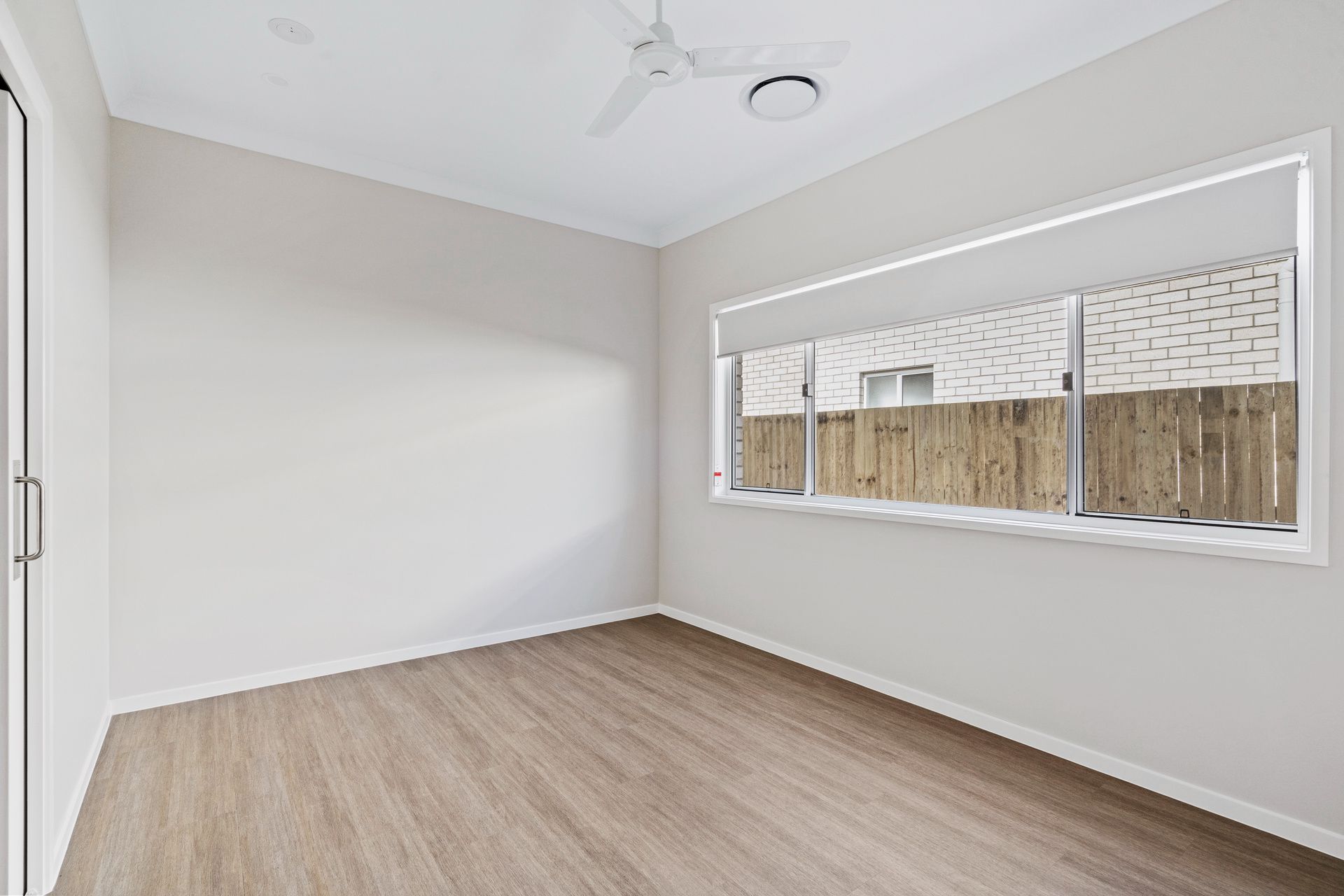 014 Open2view_ID958244-26A_Kimbolton_Drive