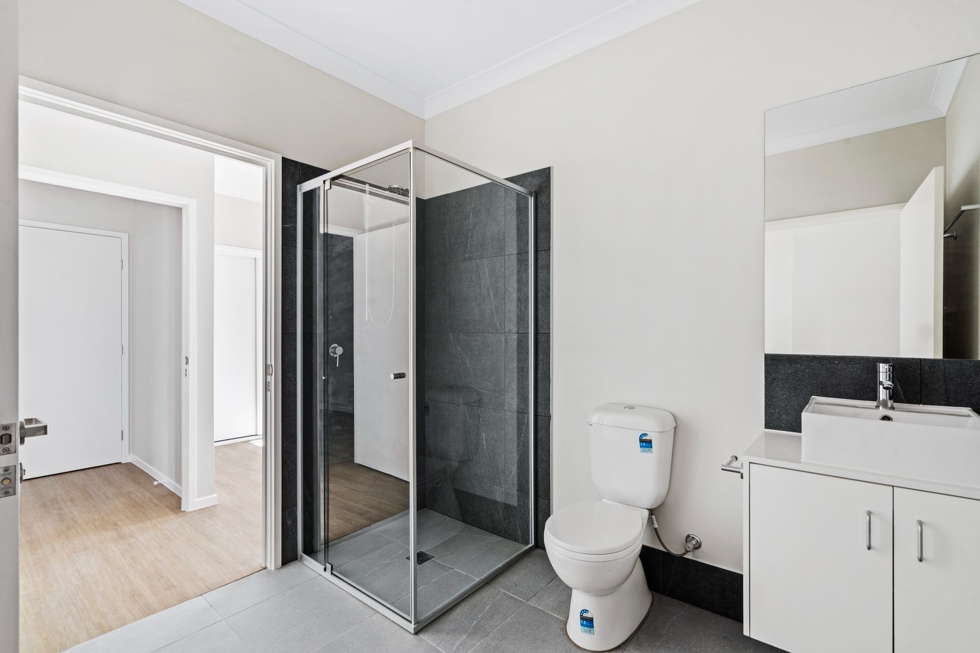 015 Open2view_ID958244-26A_Kimbolton_Drive