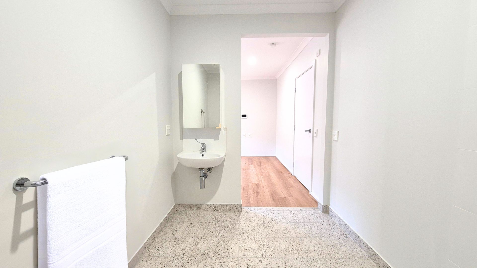 Ensuite 2