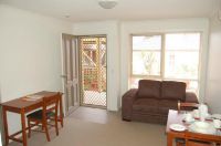 xmbrnoaelvzjb38j4ym9