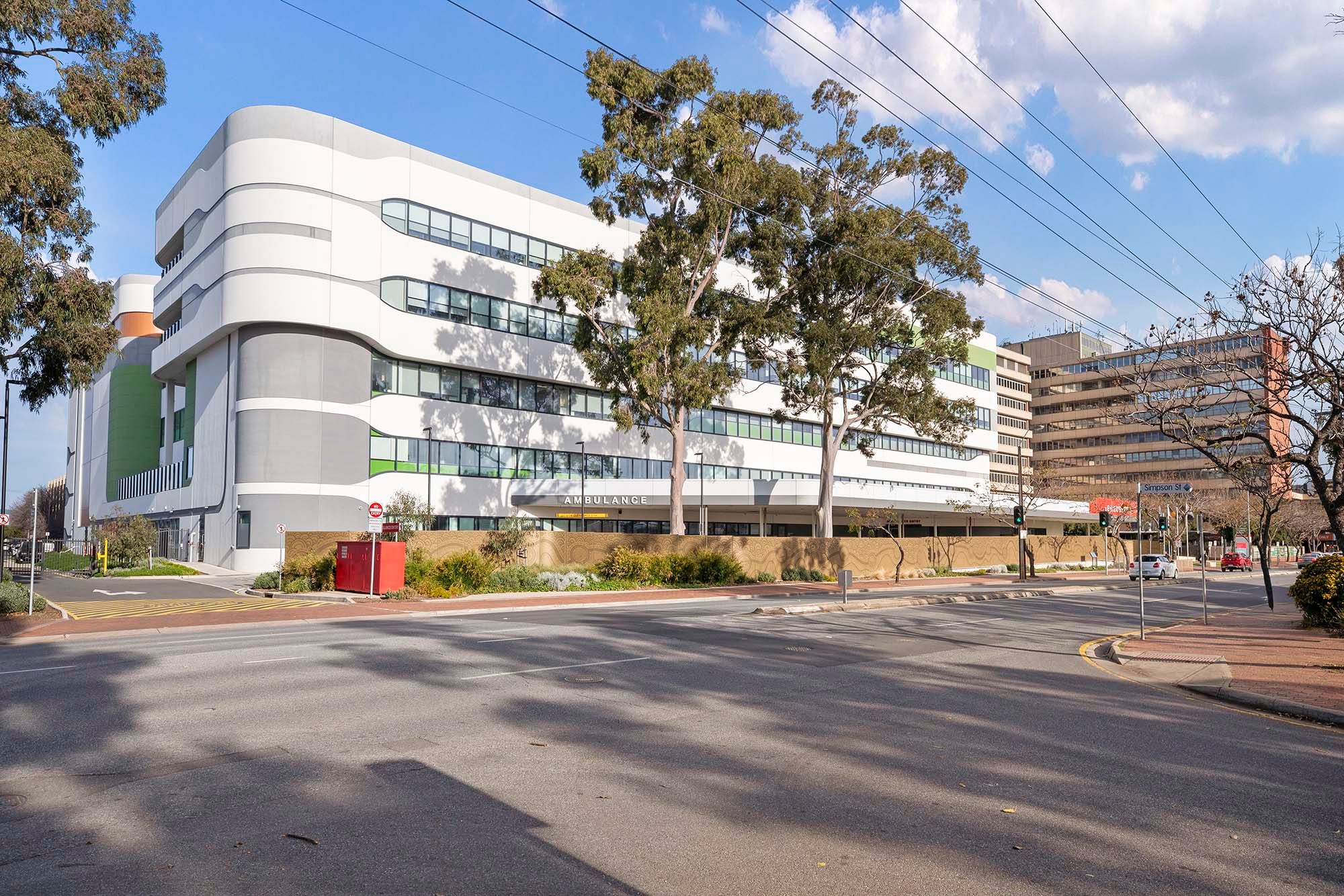 Woodville South The Queen Elizabeth Hospital LR No Logo