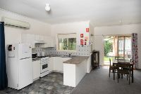 SIL030 LR__Broadmeadow_Unit 1_shared kitchen