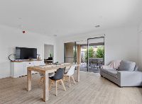 Tarneit  Ararat living and dining