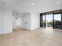 014 Open2view_ID877227-224_-_240_Pitt_Street